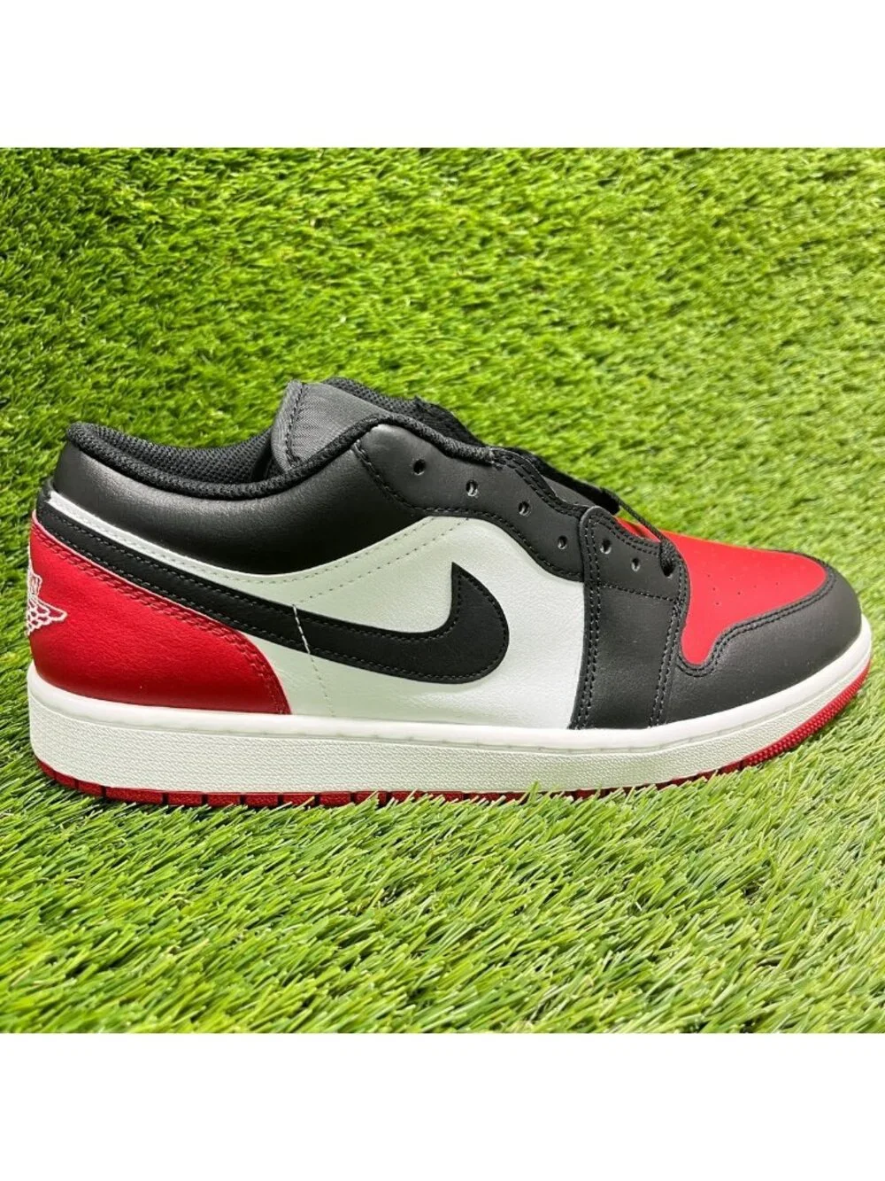 Nike Air Jordan 1 Low Mens Size 11.5 Red Black Athletic Leather Shoes Sneakers